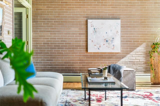 2735 E 7th Avenue Parkway, Denver, CO 80206