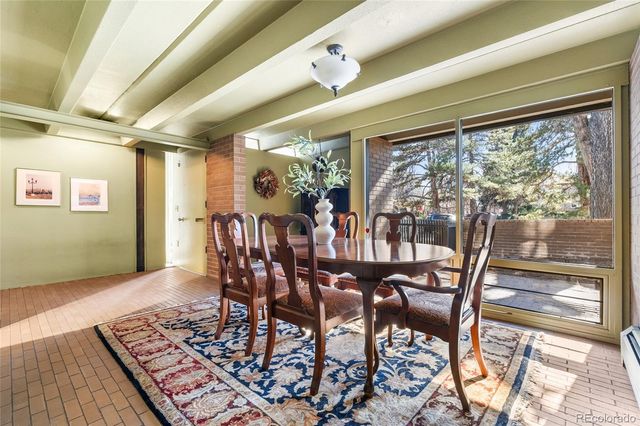 2735 E 7th Avenue Parkway, Denver, CO 80206