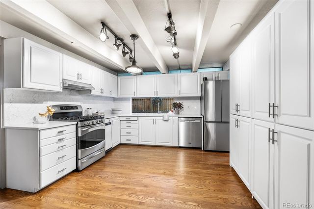 2735 E 7th Avenue Parkway, Denver, CO 80206