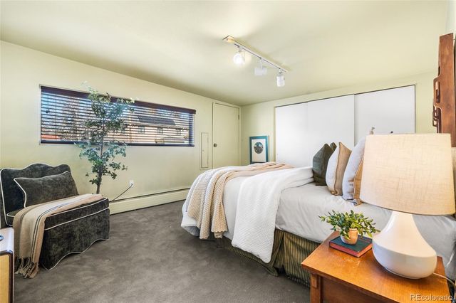 2735 E 7th Avenue Parkway, Denver, CO 80206