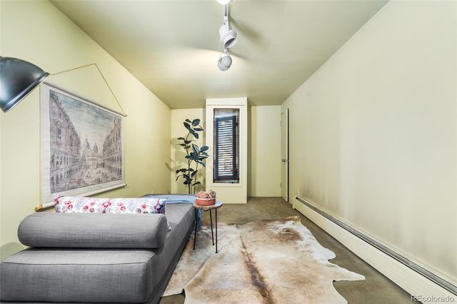 2735 E 7th Avenue Parkway, Denver, CO 80206