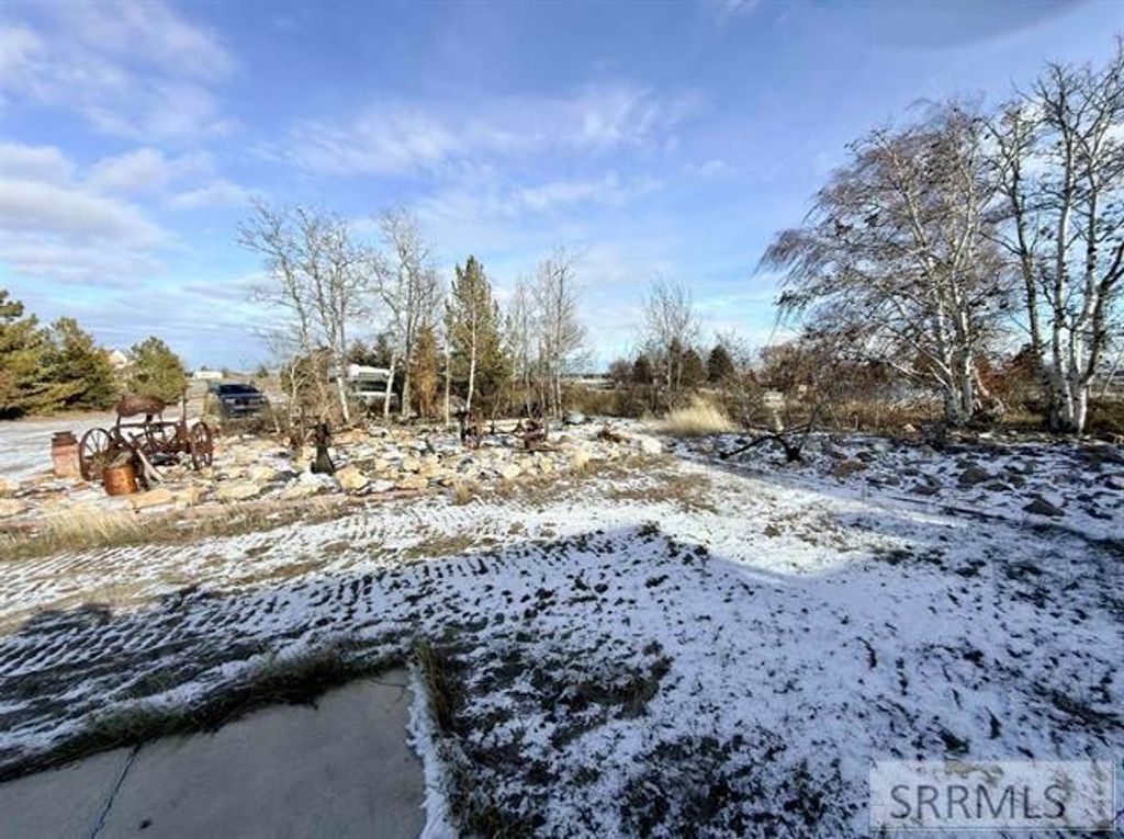 Image 22 of property listing at 5657 W 17th S, Idaho Falls, ID 83402