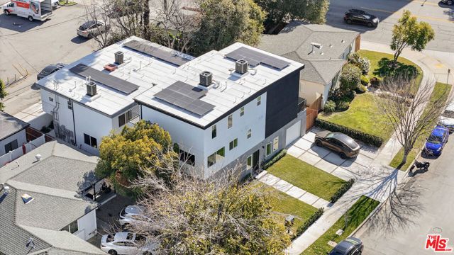 6422 Hanna Avenue, Woodland Hills (los Angeles), CA 91303