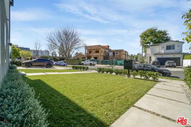 6422 Hanna Avenue, Woodland Hills (los Angeles), CA 91303