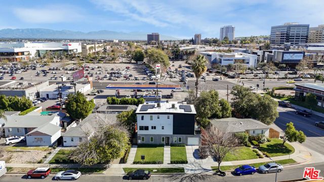 6422 Hanna Avenue, Woodland Hills (los Angeles), CA 91303