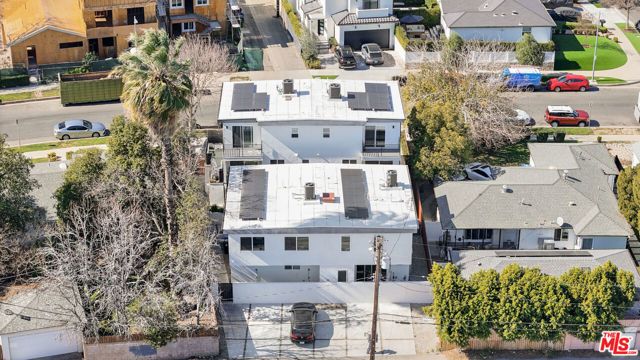 6422 Hanna Avenue, Woodland Hills (los Angeles), CA 91303