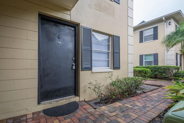 5221 BAYSHORE BOULEVARD 32, Tampa, FL 33611