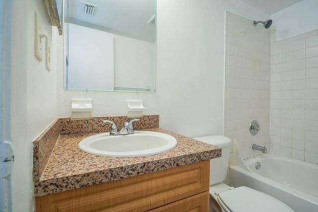 5221 BAYSHORE BOULEVARD 32, Tampa, FL 33611