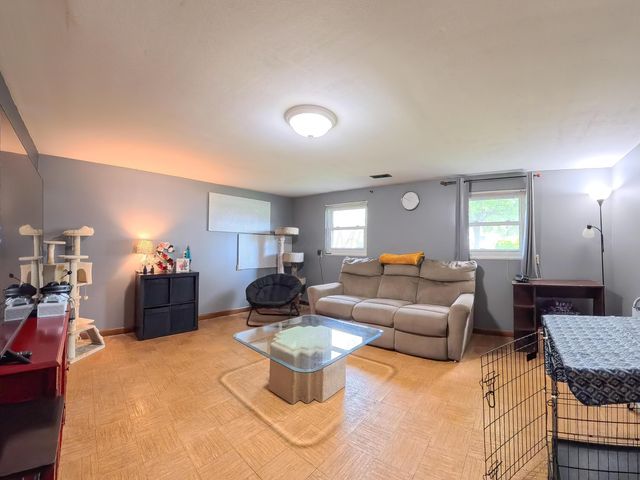 2575 McDaniel Court, Grove City, OH 43123