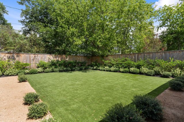 2314 Hialeah Drive, Houston, TX 77018