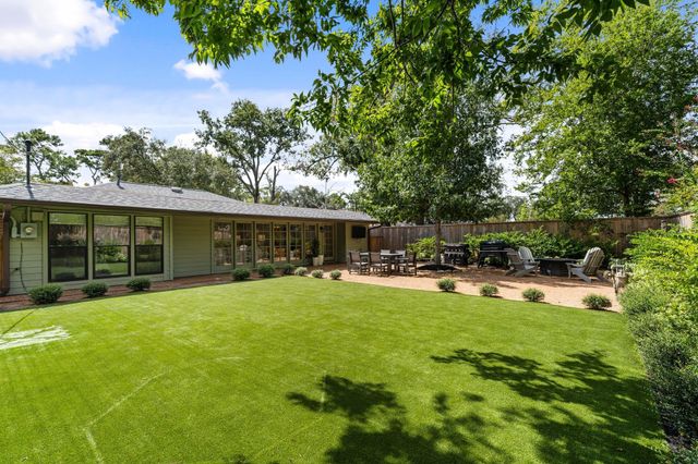 2314 Hialeah Drive, Houston, TX 77018