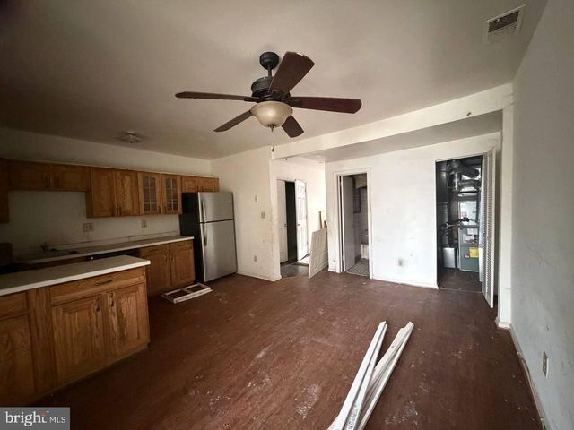 3340 CROFFUT PL SE, Washington, DC 20019