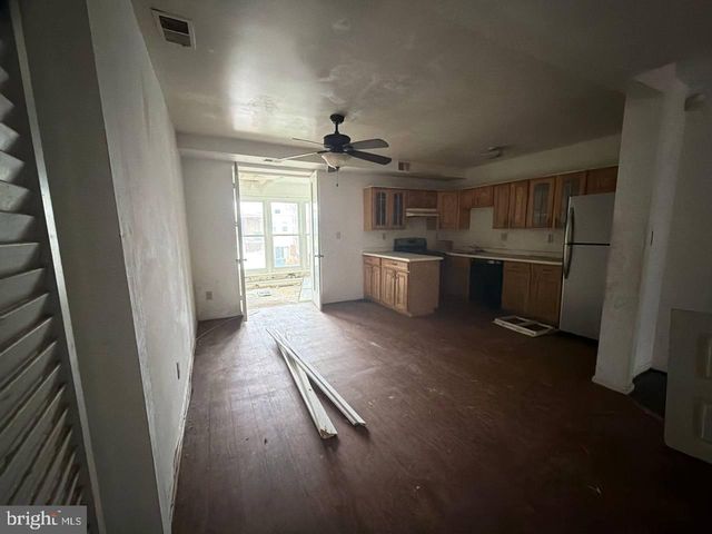 3340 CROFFUT PL SE, Washington, DC 20019