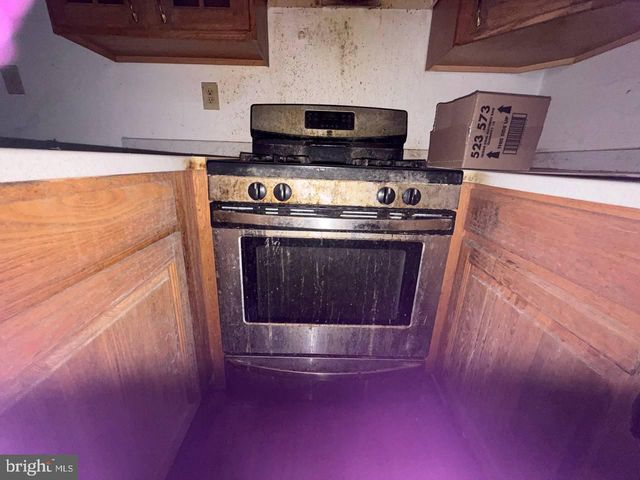 3340 CROFFUT PL SE, Washington, DC 20019