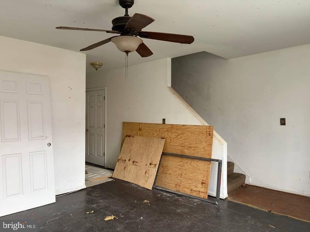 3340 CROFFUT PL SE, Washington, DC 20019