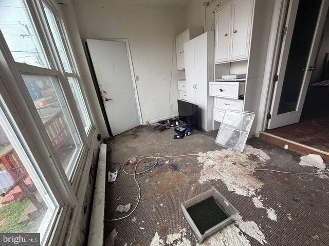 3340 CROFFUT PL SE, Washington, DC 20019