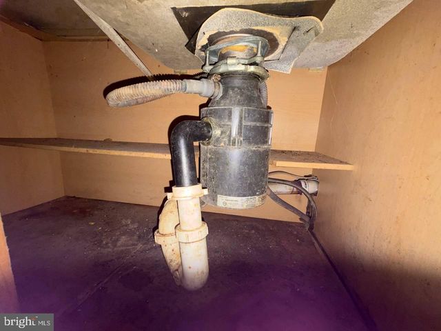 3340 CROFFUT PL SE, Washington, DC 20019