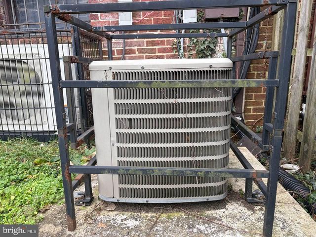 3340 CROFFUT PL SE, Washington, DC 20019