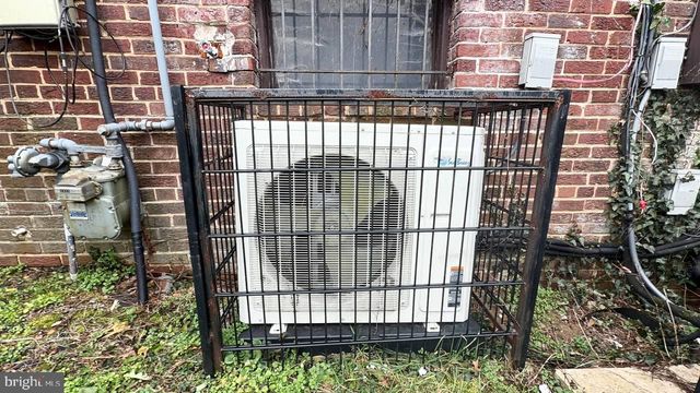 3340 CROFFUT PL SE, Washington, DC 20019