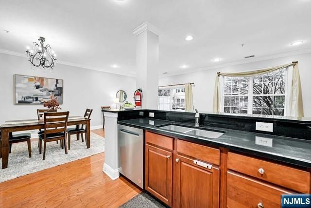 106 Rock Creek Drive T211, Clifton, NJ 07014