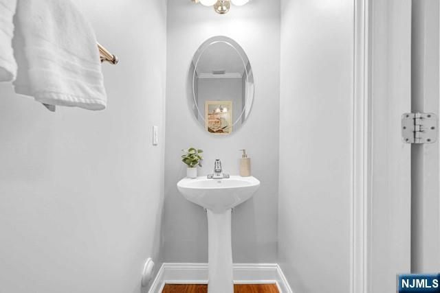 106 Rock Creek Drive T211, Clifton, NJ 07014