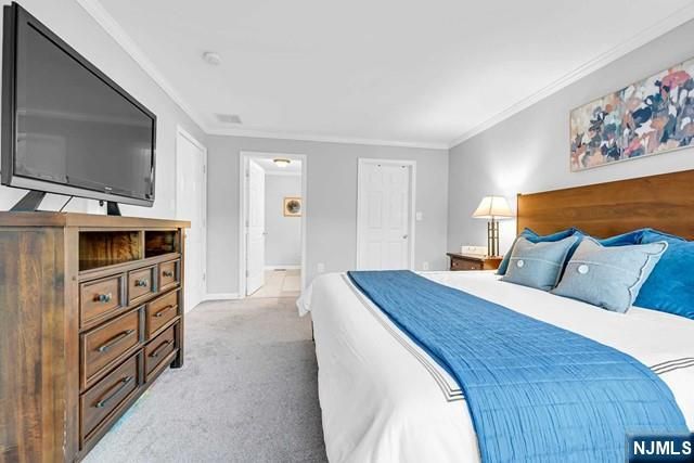 106 Rock Creek Drive T211, Clifton, NJ 07014