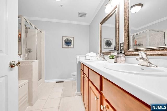 106 Rock Creek Drive T211, Clifton, NJ 07014