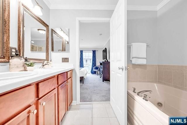 106 Rock Creek Drive T211, Clifton, NJ 07014