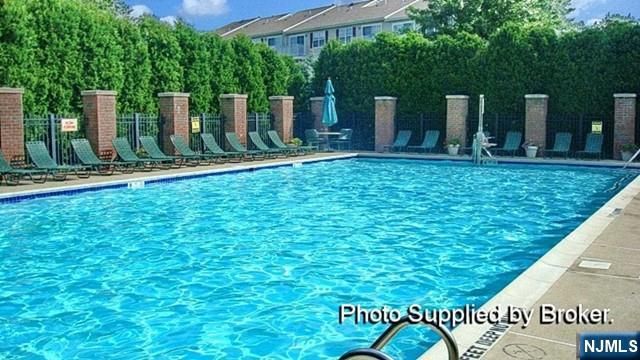 106 Rock Creek Drive T211, Clifton, NJ 07014