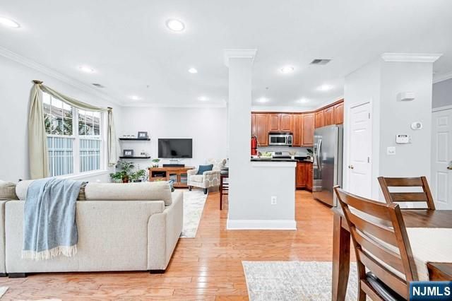 106 Rock Creek Drive T211, Clifton, NJ 07014