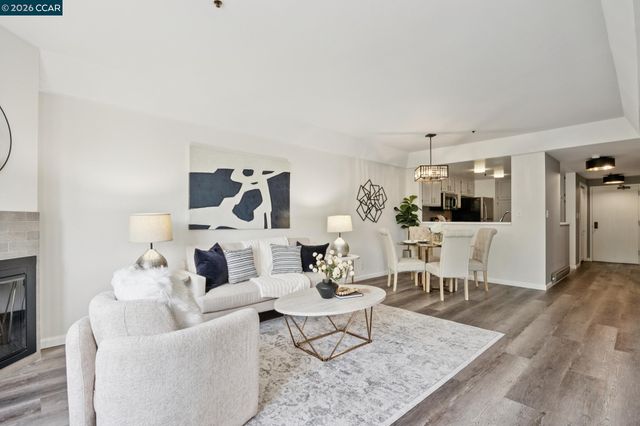 655 Chetwood St 203, Oakland, CA 94610