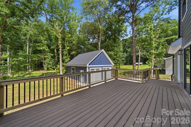 316 Anne Avenue, Waxhaw, NC 28173