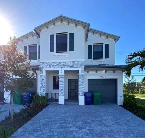 13420 SW 287th Ter 0, Homestead, FL 33033