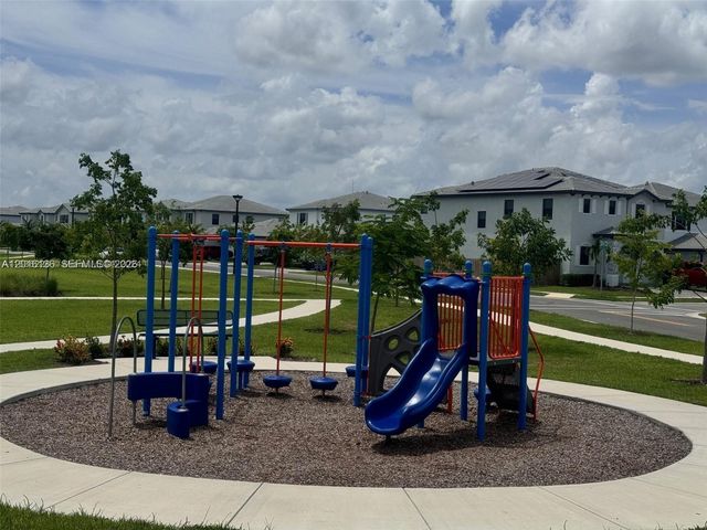 13420 SW 287th Ter 0, Homestead, FL 33033