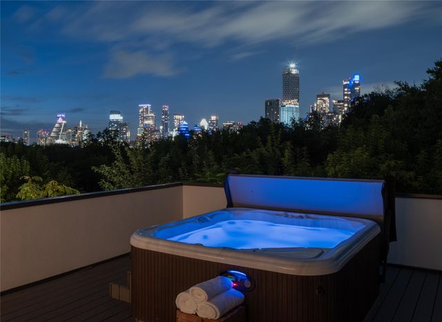1407 Alameda DR, Austin, TX 78704