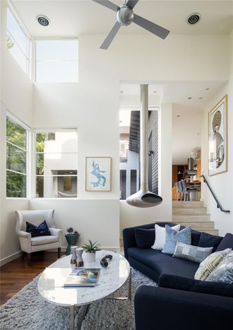 1407 Alameda DR, Austin, TX 78704