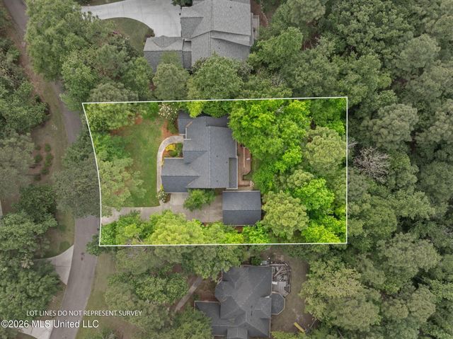 17 Stonecrest, Hattiesburg, MS 39402