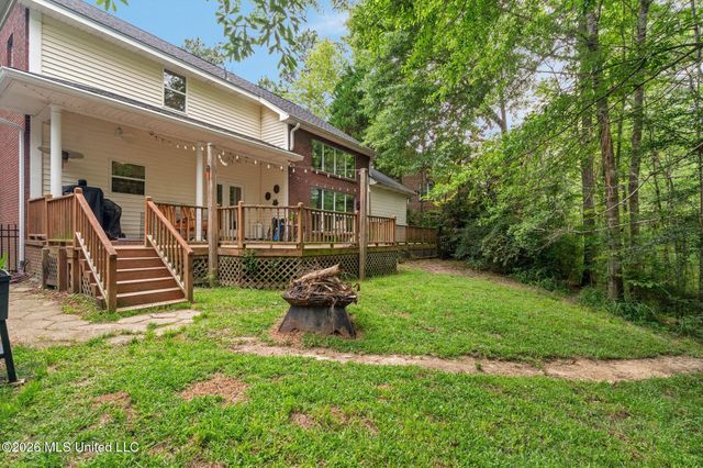 17 Stonecrest, Hattiesburg, MS 39402