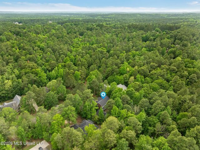 17 Stonecrest, Hattiesburg, MS 39402