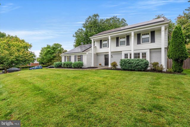 11200 HUNT CLUB DR, Potomac, MD 20854