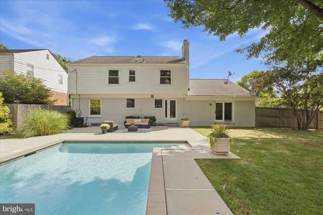 11200 HUNT CLUB DR, Potomac, MD 20854