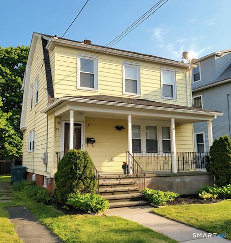 82 Helen Street, Hamden, CT 06514