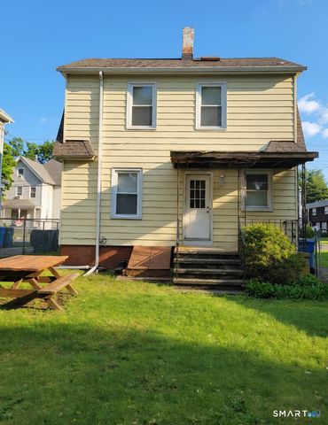 82 Helen Street, Hamden, CT 06514