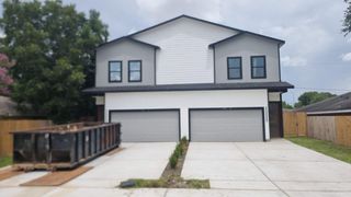 3011 Sparrow Street A/B, Houston, TX 77051