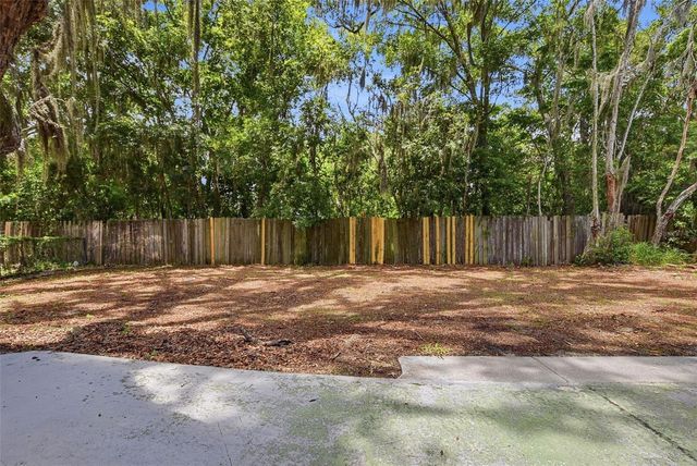 1317 BRAEBURY DRIVE, Leesburg, FL 34748