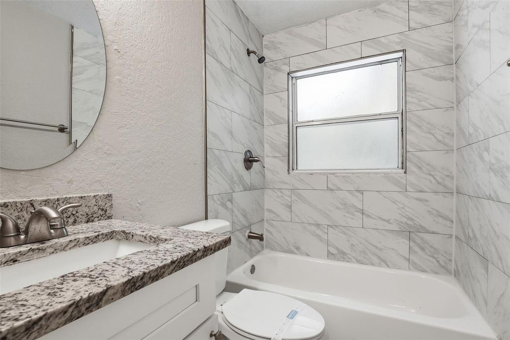 Image 19 of property listing at 1317 BRAEBURY DRIVE, Leesburg, FL 34748