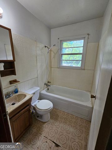 125 Rosenwald Circle, Stockbridge, GA 30281