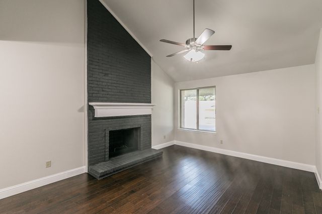 3201 Scenic Hills Drive, Bedford, TX 76021