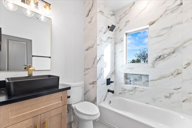 7949 Attwater Street B, Houston, TX 77028