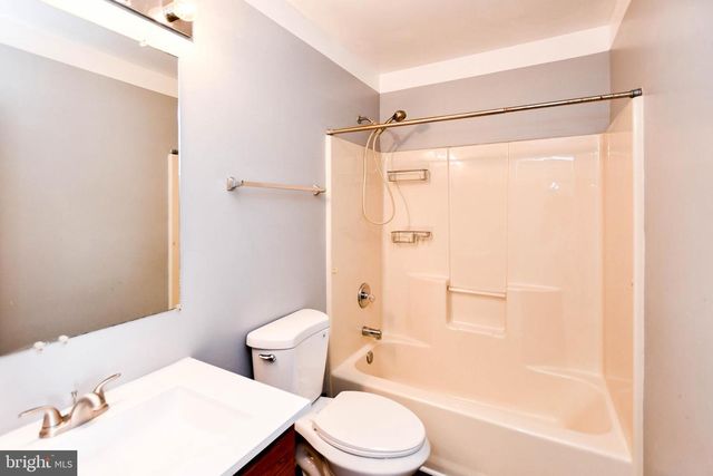 2547 ENTERPRISE PL, Waldorf, MD 20601